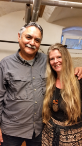 Heike Trenck mit Glen Velez Heike Trenck mit dem Begründer der modernen Rahmentrommel-Spieltechnik Glen Velez